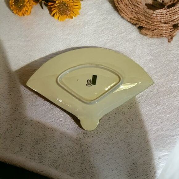 Lenox Fan Shaped Dish-Porcelain Gold Trim-1980s-Vintage Decorative Bowl-Trinket - Picture 6 of 7